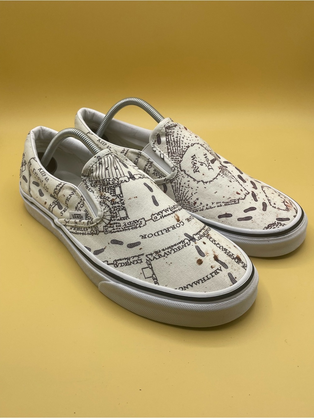 Vans x Harry Potter Classic Slip-On sneakers in the "Marauder's Map" - Picture 1 of 4